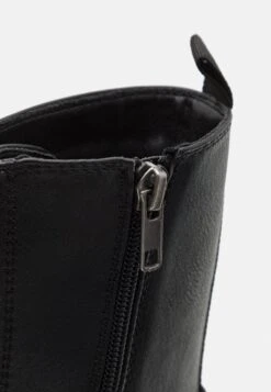 Pier One Veterboots - Black -Mode Schoenenwinkel 039c123f8b4b4151b8d0bff251574ade