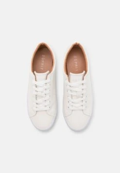 ESPRIT Sneakers Laag - Off White -Mode Schoenenwinkel 070c451d67c9493d874b836d2907dd02
