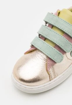 Friboo Leather - Sneakers Laag - Gold 11 Friboo Leather - Sneakers Laag - Gold -Mode Schoenenwinkel 164df975b53f4aae85c0ea26263c4dcb