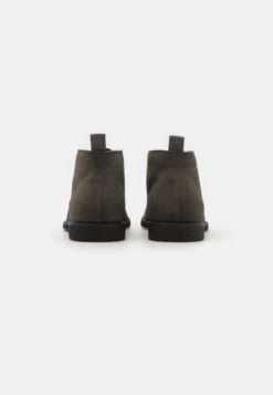 Pier One Unisex - Sportieve Veterschoenen - Grey -Mode Schoenenwinkel 1a69c3b5a7ed49d2869b1ff1aeeb8355