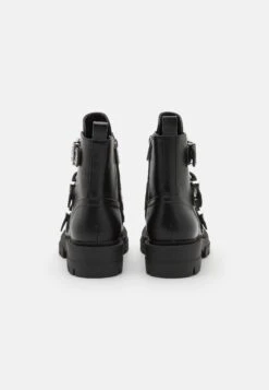 Guess Obian - Cowboy-/Bikerlaarsjes - Black -Mode Schoenenwinkel 2ace671b6b5a4436a1bb6e0e09f72917