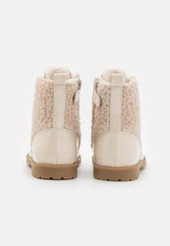 Friboo Veterboots - Nude 8 Friboo Veterboots - Nude -Mode Schoenenwinkel 2c08bfcf4ad046a9bb1e8f61aec58a4e