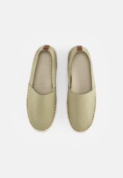 Pier One Rena Espadrille Unisex - Espadrilles - Olive -Mode Schoenenwinkel 37f61750ec004994b62ae6ddcfad1a43