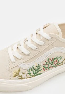 Vans Old Skool Tapered Unisex - Sneakers Laag - Theory Oatmeal 11 Vans Old Skool Tapered Unisex - Sneakers Laag - Theory Oatmeal -Mode Schoenenwinkel 3b0d89f924e34853a7be08b60f045887