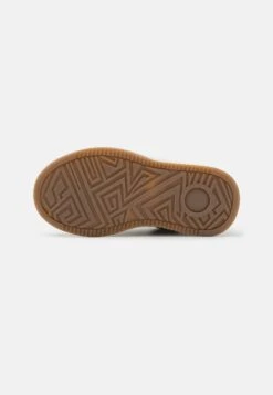 Friboo Leather - Sneakers Hoog - Dark Blue -Mode Schoenenwinkel 3fe832ea8bf7425eb20fff33084ee881