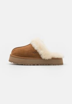 Ugg Disquette - Pantoffels - Chestnut 10 Ugg Disquette - Pantoffels - Chestnut -Mode Schoenenwinkel 42a2acb95da241bc8fb872858707ea5a