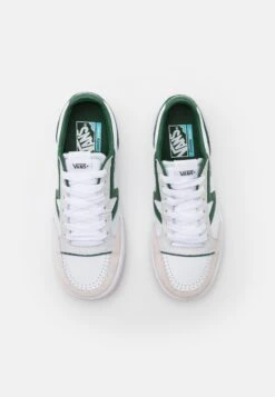Vans Lowland Unisex - Sneakers Laag - Court Green/White 9 Vans Lowland Unisex - Sneakers Laag - Court Green/White -Mode Schoenenwinkel 4858d81d07004d0fada39e4b662a5279