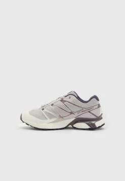 Salomon Xt-Pathway Unisex - Sneakers Laag - Ashes Of Roses/Moonscape/Vanilla Ice -Mode Schoenenwinkel 49fcd8e32baa4ce29b0e4634661310b6