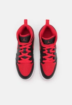 Jordan 1 Mid Unisex - Basketbalschoenen - Black/Fire Red/White -Mode Schoenenwinkel 4e58a07f22944c349f1168ecbabab4ac