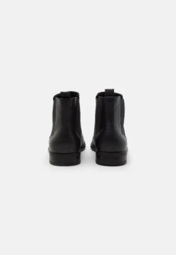 Pier One Korte Laarzen - Black -Mode Schoenenwinkel 56b77611803544ab85b0cf890024a169