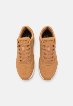 Uno - Sneakers Laag - Tan -Mode Schoenenwinkel 5a3a0feab67d4431bcac5fb0c40c9aa7