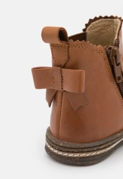 Friboo Leather - Korte Laarzen - Cognac -Mode Schoenenwinkel 6387cb2220be424cb7d5bb434b397b54