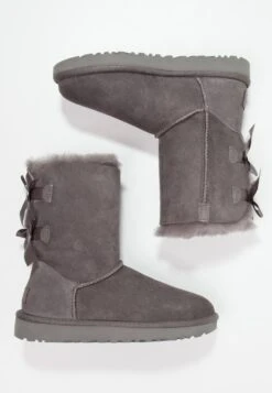Ugg Bailey Bow - Korte Laarzen - Grey -Mode Schoenenwinkel 683e56e11a764f699e03030e0235c039