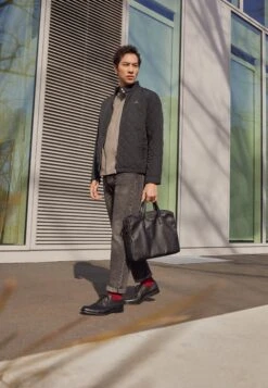 Pier One Leather - Veterschoenen - Black -Mode Schoenenwinkel 6c614df4222a4f3185b9d5cc4267bfb8