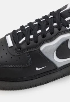 Nike Sportswear Air Force 1 React Unisex - Sneakers Laag - Black/White -Mode Schoenenwinkel 7356142fe849470fa82c379808d21502