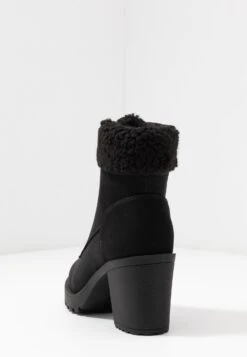 Anna Field Winter Boot - Enkellaarsjes Met Plateauzool - Black 12 Anna Field Winter Boot - Enkellaarsjes Met Plateauzool - Black -Mode Schoenenwinkel 75644dab5c4b4634862305626d9534e6