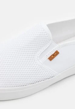 Pier One Unisex - Instappers - White -Mode Schoenenwinkel 7af3f76c7d3048f7ace815eb38fb78e9