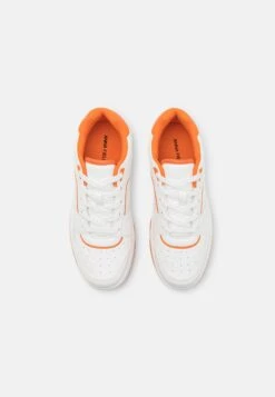 Sneakers Laag - White/Orange 11 Sneakers Laag - White/Orange -Mode Schoenenwinkel 85912b892bde4741a7980c020d03d2d5