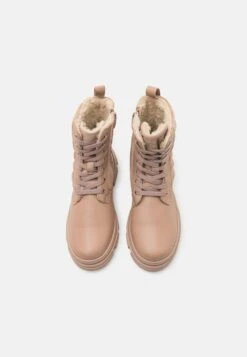 Friboo Leather - Veterboots - Nude -Mode Schoenenwinkel 8e60ee29fbb24b5a8fe5a525270c76c7