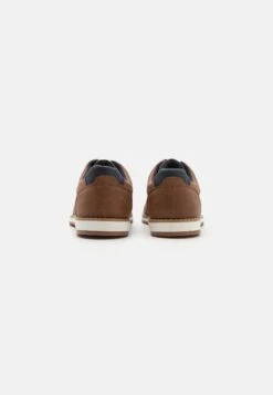 Pier One Sportieve Veterschoenen - Cognac -Mode Schoenenwinkel 93d873450820490c9e77eb6718fb66c3