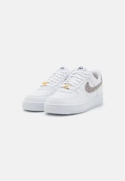 Nike Sportswear Womens Air Force 1 Lx 2 - Sneakers Laag - White/Hemp/Black -Mode Schoenenwinkel 9869a95b60964003abf7ea18e45c31af