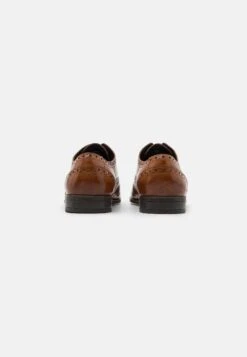 Pier One Leather - Veterschoenen - Cognac -Mode Schoenenwinkel 987fb857b7e844fdb945f4f9679d3ad0