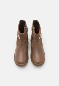 Friboo Korte Laarzen - Taupe -Mode Schoenenwinkel 998412e9ee1e4ba6b1cbb6ecc25aa4d9