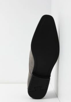 Pier One Veterschoenen - Grey 10 Pier One Veterschoenen - Grey -Mode Schoenenwinkel 9b9a15abc5c549fc975b6d6e0e5f54dc