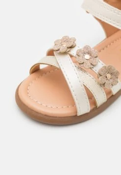 Friboo Sandalen - Off-White -Mode Schoenenwinkel b076cf66d6534afe917d645f6f491c6b