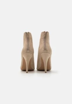 Anna Field Korte Laarzen - Beige -Mode Schoenenwinkel b33f708979454b2eabf49eb876a42937