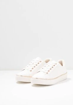 Anna Field Sneakers Laag - White 11 Anna Field Sneakers Laag - White -Mode Schoenenwinkel b55a43ed838547929a0cd9d5c789acf4