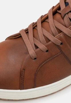 Pier One Sneakers Hoog - Cognac -Mode Schoenenwinkel b72c2c26a41d4606a44be9f2efeae0dc