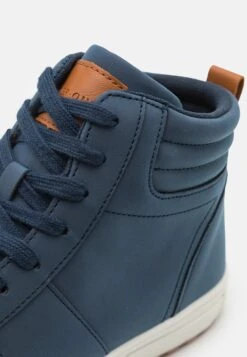 Pier One Sneakers Hoog - Dark Blue 11 Pier One Sneakers Hoog - Dark Blue -Mode Schoenenwinkel b7a06b0ec3fc4aac8f2688559d206507