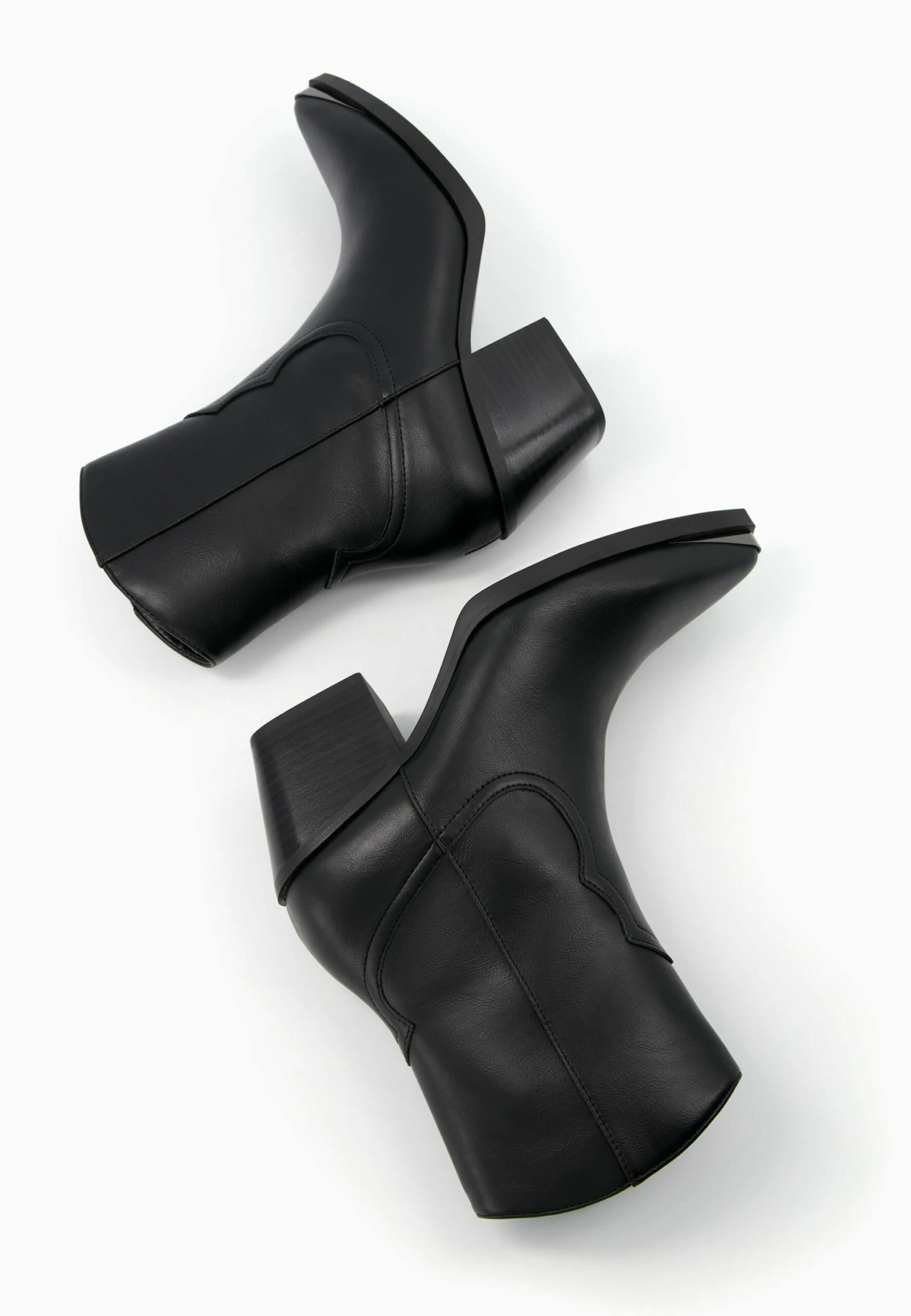 BERSHKA Heeled With Metallic Toe - Cowboy-/Bikerlaarsjes - Black 4 BERSHKA Heeled With Metallic Toe - Cowboy-/Bikerlaarsjes - Black - Afbeelding 4