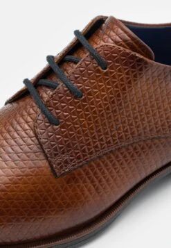 Bugatti Zavinio - Veterschoenen - Cognac 11 Bugatti Zavinio - Veterschoenen - Cognac -Mode Schoenenwinkel c412ed9dfd7c4b9ab917a6e5b0bb0a18