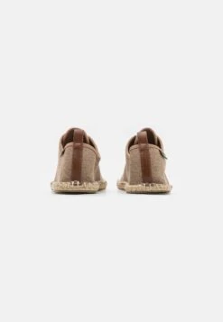 Pier One Sportieve Veterschoenen - Beige -Mode Schoenenwinkel d67a41eacb2b48d4940dc1a68500dacb