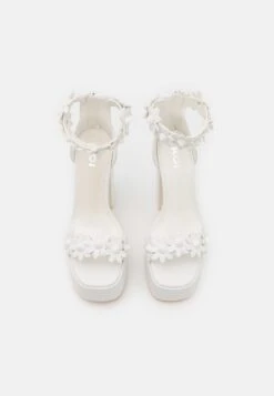KOI FOOTWEAR A Secret Arrangement - Sandalen Met Hoge Hak - White 11 KOI FOOTWEAR A Secret Arrangement - Sandalen Met Hoge Hak - White -Mode Schoenenwinkel df59c6473b3840f696dddc0579ab65a4