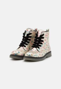 Nieuwe uitgaven -Mode Schoenenwinkel e0f69b50eda3460cb96c6089610baf05