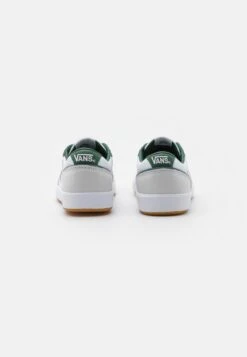 Vans Lowland Unisex - Sneakers Laag - Court Green/White 8 Vans Lowland Unisex - Sneakers Laag - Court Green/White -Mode Schoenenwinkel eeaa8bd981d24f99a96506158631bdf2
