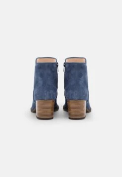 Gabor Comfort Korte Laarzen - Jeans 9 Gabor Comfort Korte Laarzen - Jeans -Mode Schoenenwinkel fa1fdc59b8da46b28980f3f759fc6ebf